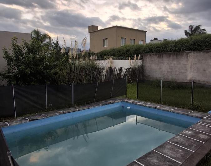 Casa · 220m² · 3 Dormitorios