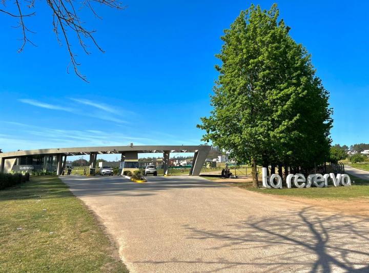 Terreno · 450m²
