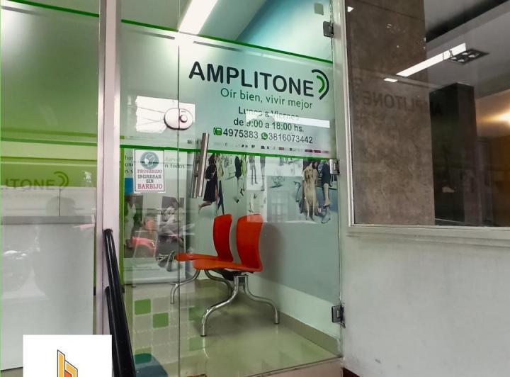 Local comercial · 105m²