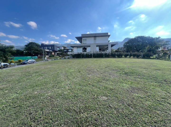 Terreno · 800m²