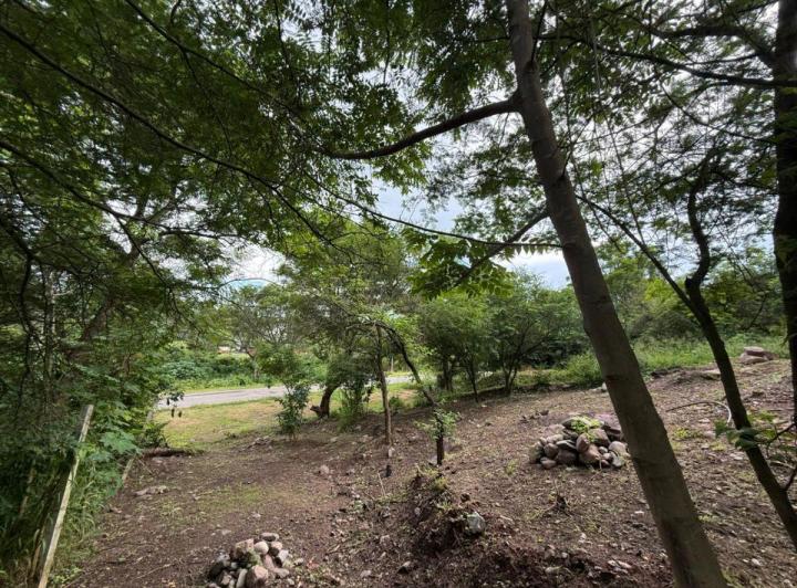Terreno · 680m²