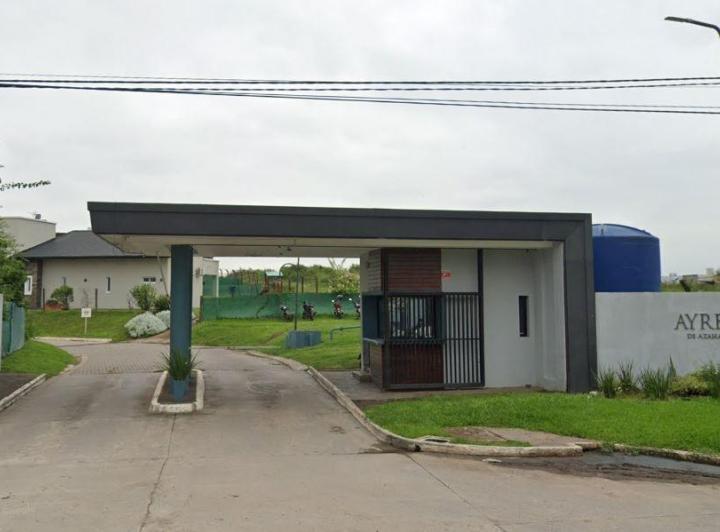 Terreno · 600m²