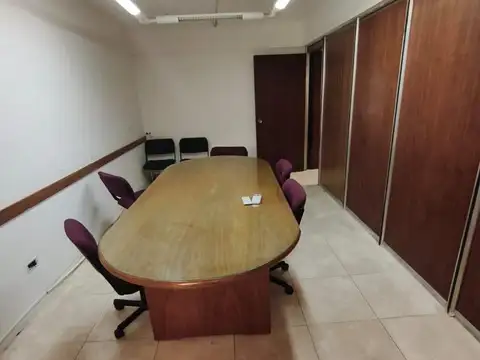 Oficina en Venta en Tribunales, Centro