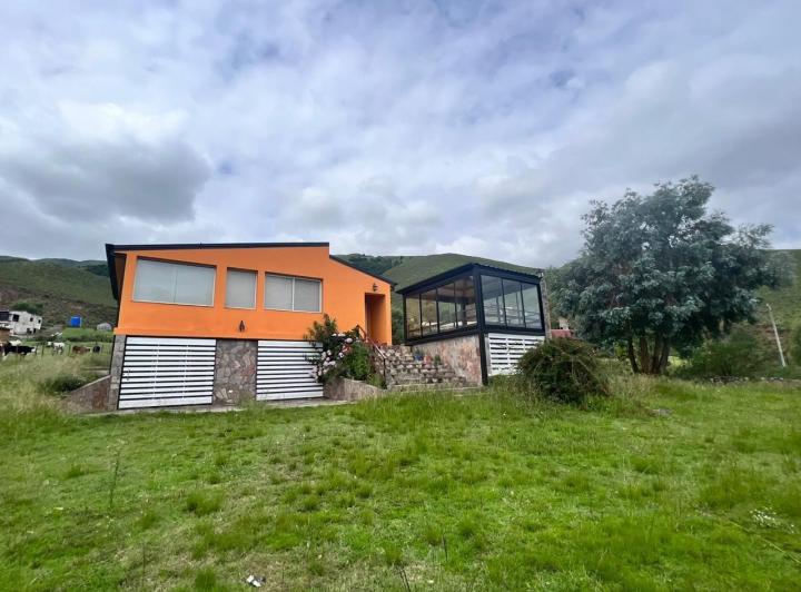 Casa · 200m² · 4 Ambientes