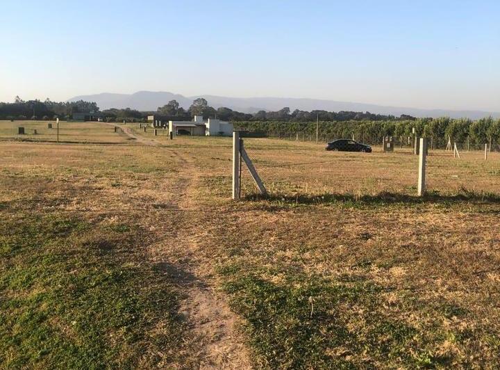Terreno · 820m²