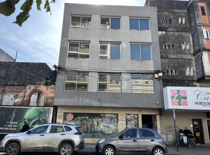 Edificio · 322m²