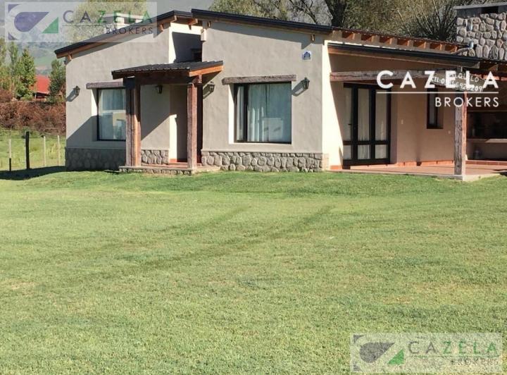 Casa · 2055m² · 3 Ambientes