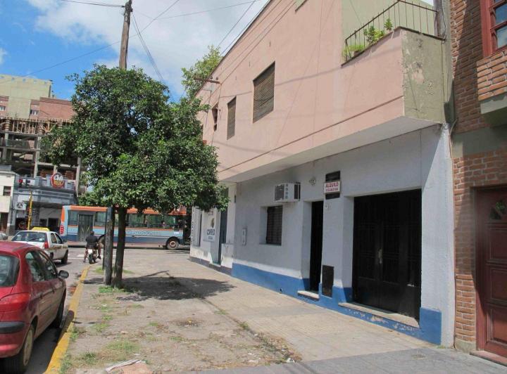 Local comercial · 81m²