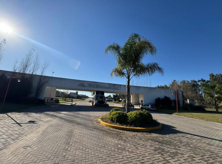 Terreno · 450m²