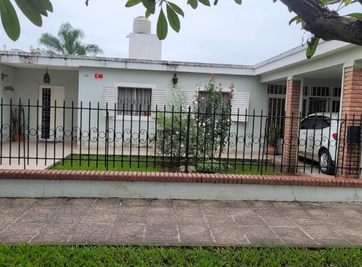 Casa · 360m² · 3 Dormitorios · 1 Cochera