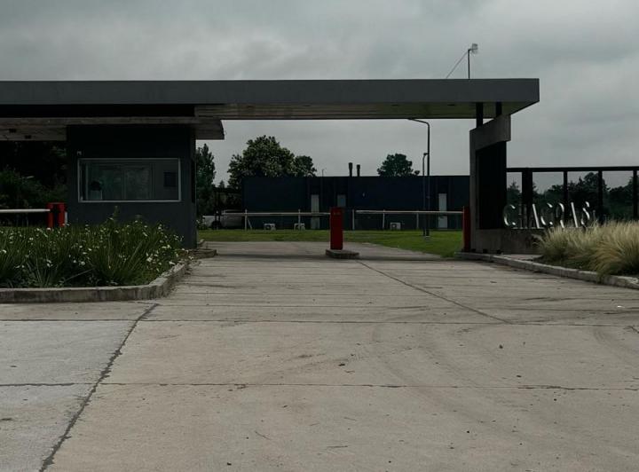 Terreno · 465m²