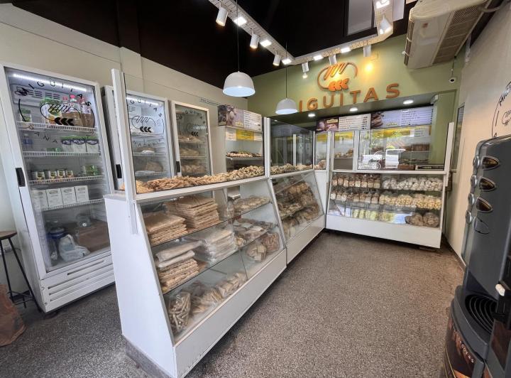 Local comercial · 498m² · 2 Cocheras