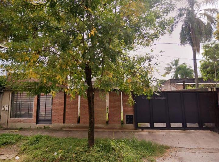 Depósito · 608m² · 4 Dormitorios · 5 Cocheras