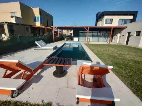 Casa en Alquiler en San Sebastian, Countries y Barrios Cerrados en Escobar