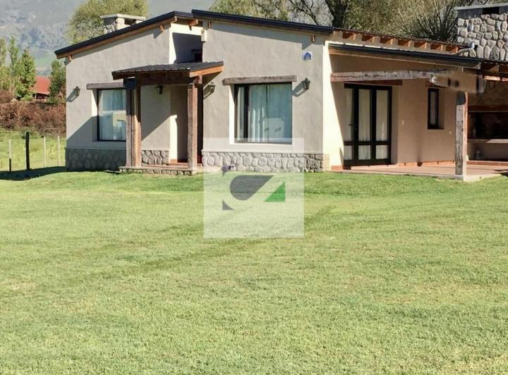 Casa · 113m² · 3 Ambientes · 1 Cochera