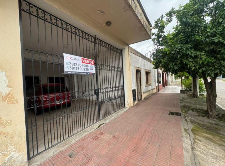 Casa · 200m² · 5 Ambientes · 1 Cochera