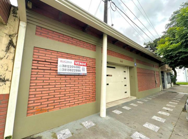 Casa · 172m² · 6 Ambientes · 1 Cochera