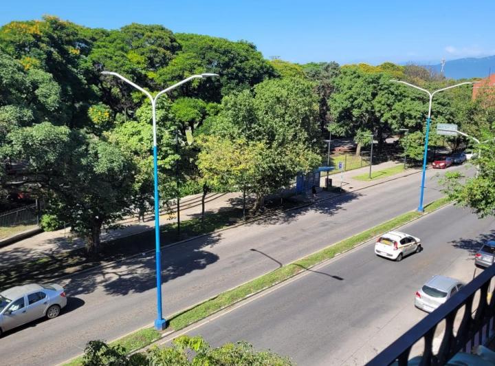 Edificio · 1500m²