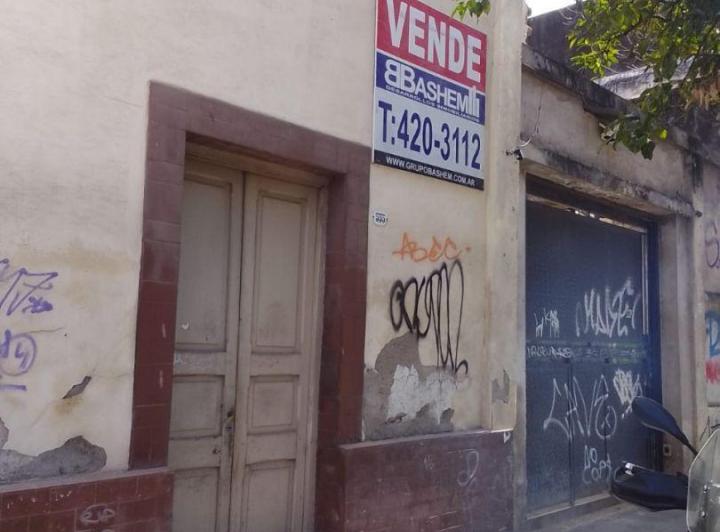 Terreno · 648m²