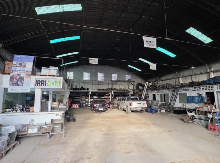Bodega-Galpón · 1658m²