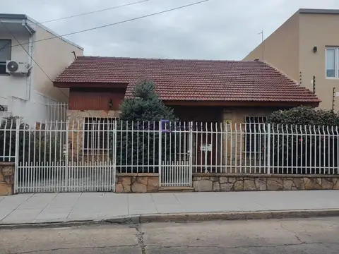 Casa en Venta en Lomas del Mirador, Partido de La Matanza