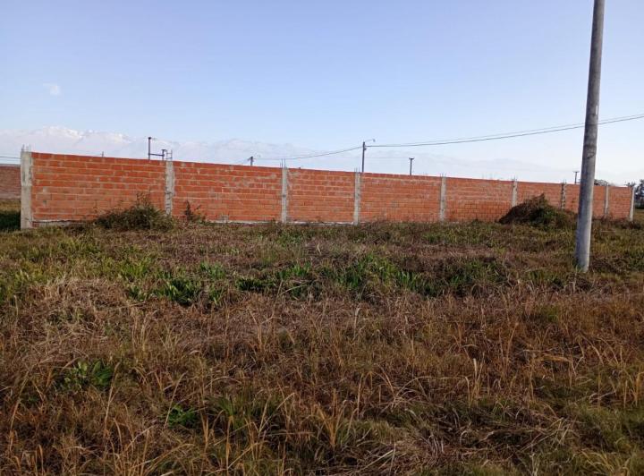 Terreno · 300m²