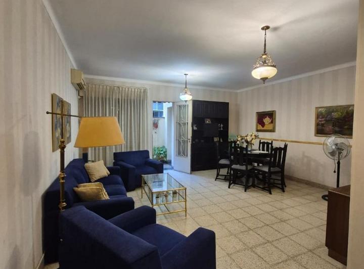 Casa · 133m² · 5 Ambientes · 1 Cochera