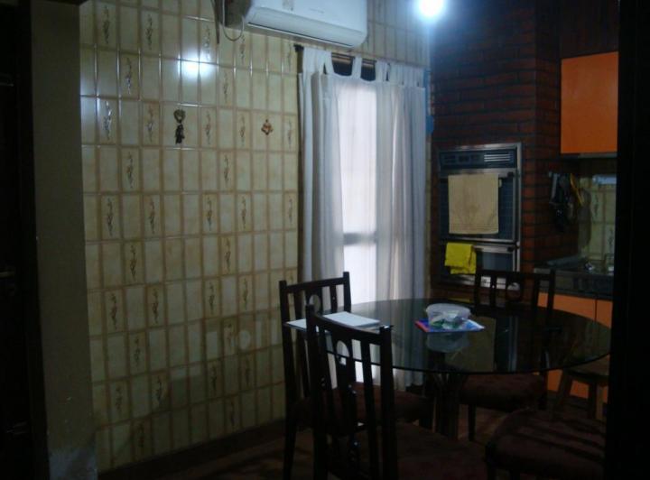 Casa · 285m² · 12 Ambientes · 1 Cochera
