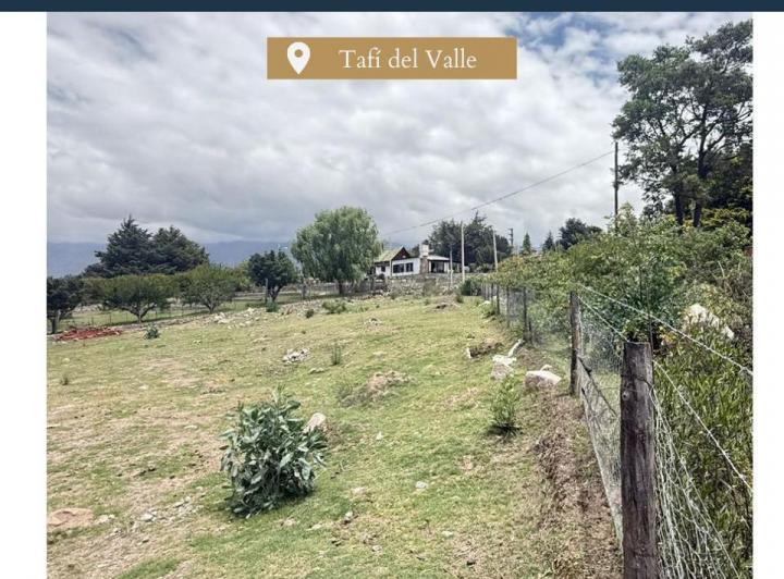 Terreno · 2100m²
