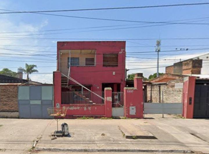 Casa · 130m² · 7 Ambientes · 1 Cochera