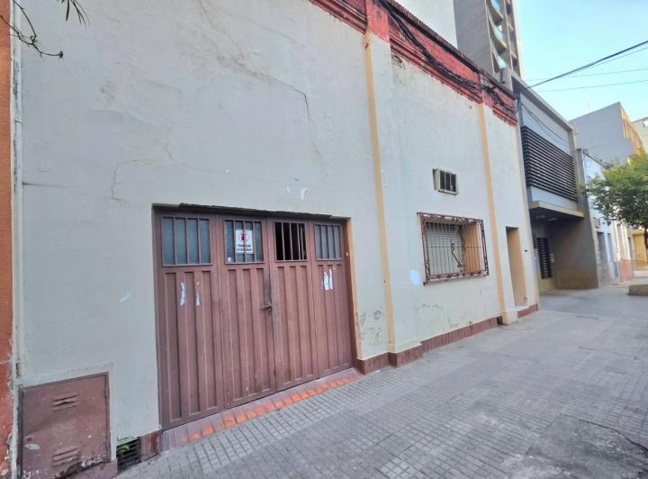 Casa · 150m² · 6 Ambientes · 1 Cochera