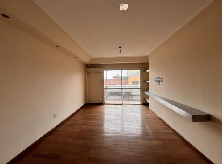 Departamento · 1m² · 4 Ambientes