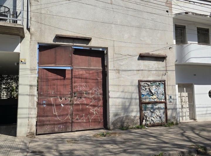 Terreno · 256m²