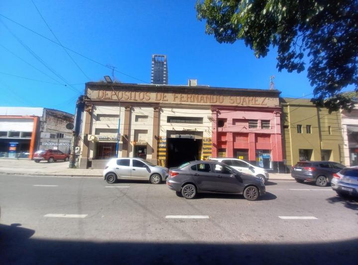 Edificio · 776m²