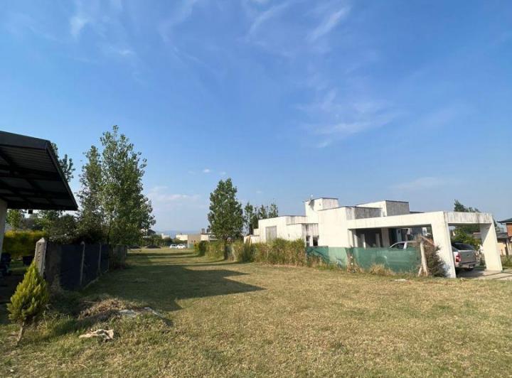Terreno · 460m²