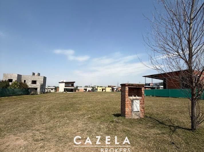 Terreno · 450m²