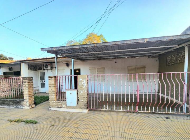 Casa · 120m² · 5 Ambientes · 2 Cocheras