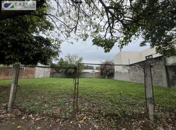 Terreno · 631m²