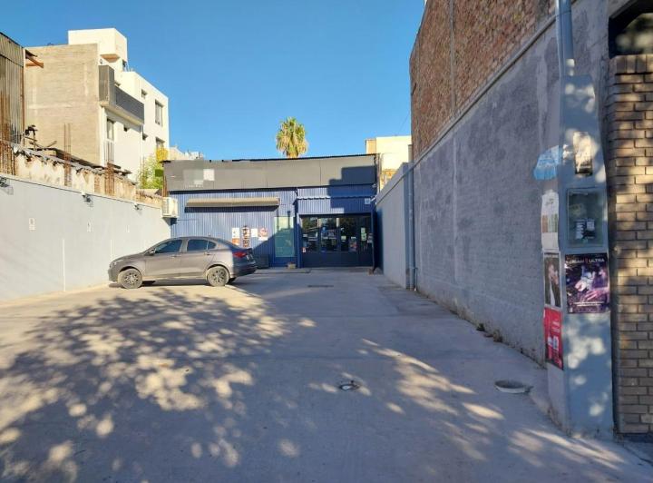 Bodega-Galpón · 130m² · 2 Ambientes