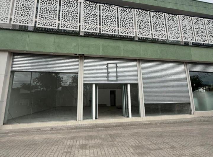 Local comercial · 150m²