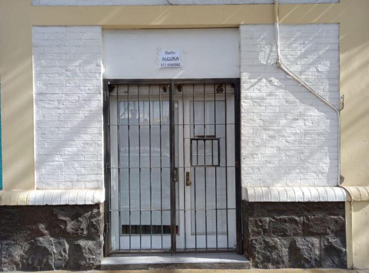 Local comercial · 30m² · 2 Ambientes