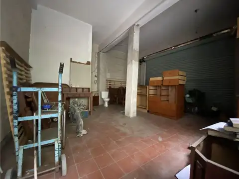 Local en Venta en Isidro Casanova, Partido de La Matanza
