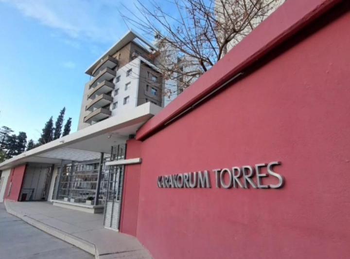 Departamento · 50m² · 2 Ambientes · 1 Cochera