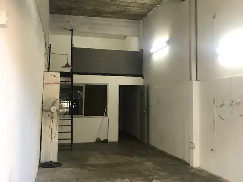 Galpón en Venta en Villa Lynch, Partido de General San Martín
