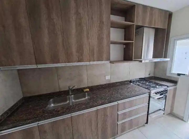 PH · 180m² · 4 Ambientes · 2 Cocheras