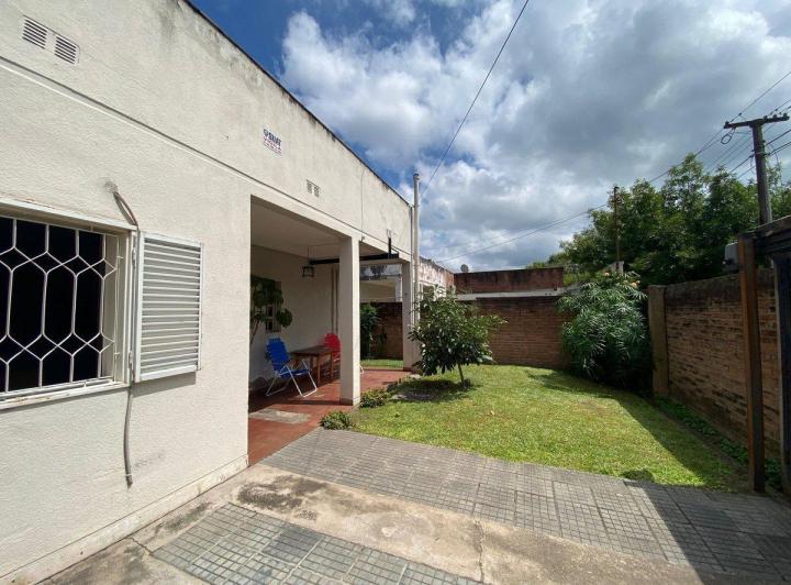 Casa · 90m² · 4 Ambientes · 1 Cochera