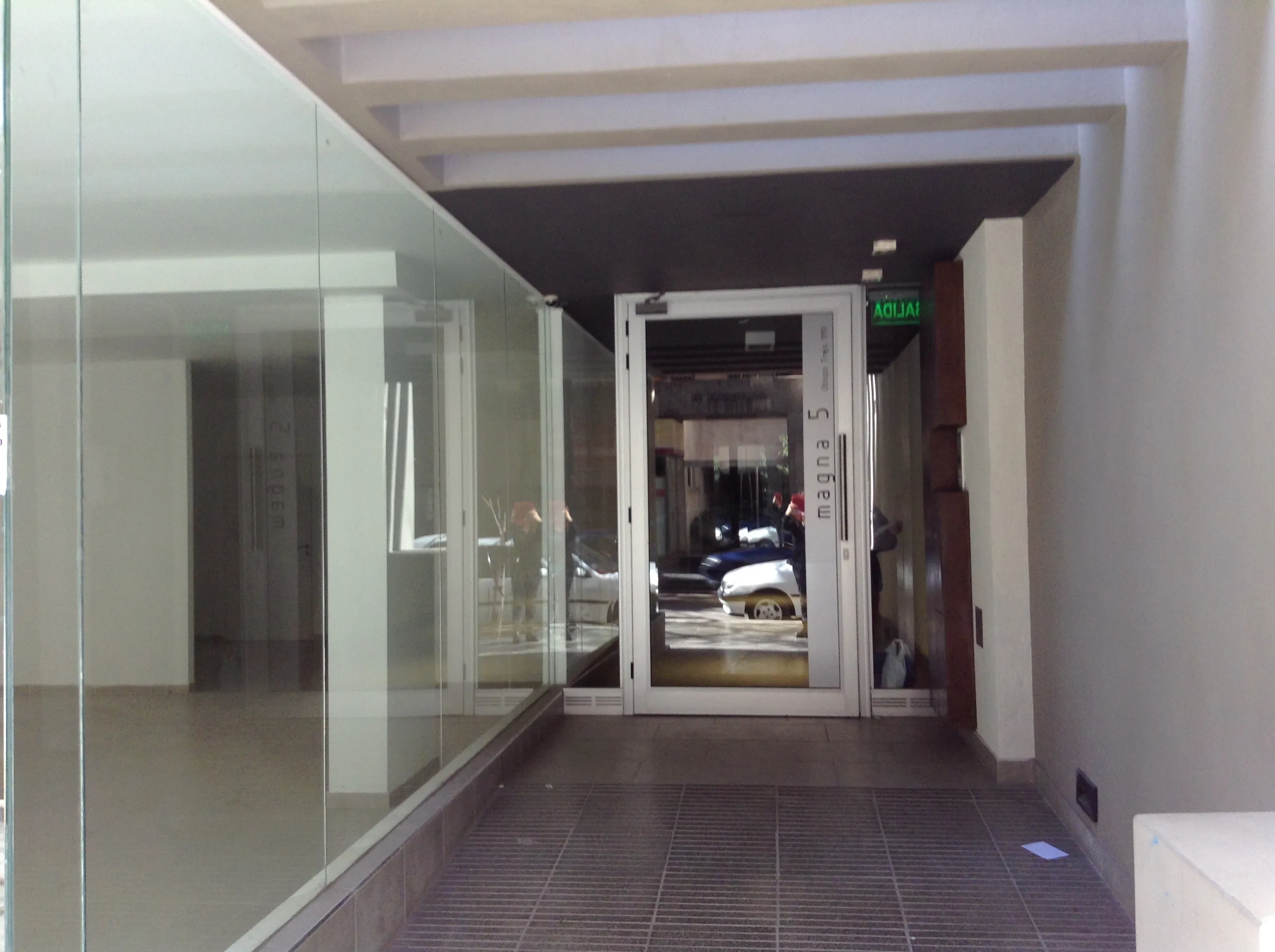 NUEVA CORDOBA ALQUILER OB TREJO 1100 MONOAMB AMPLIO C/DIVISORIO COC SEPARADA