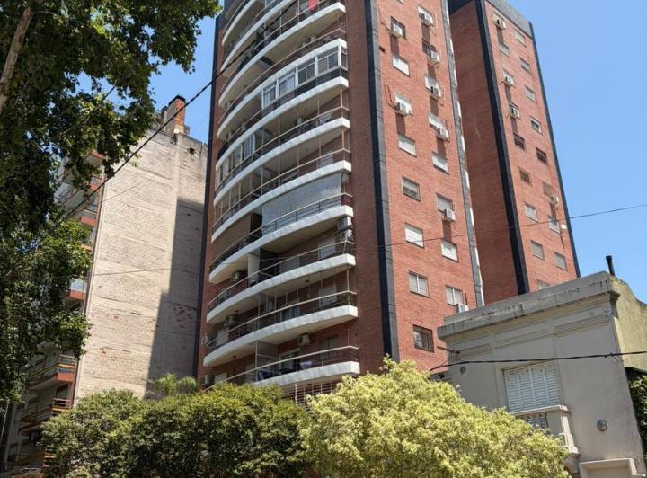 Departamento · 75m² · 4 Ambientes · 1 Cochera