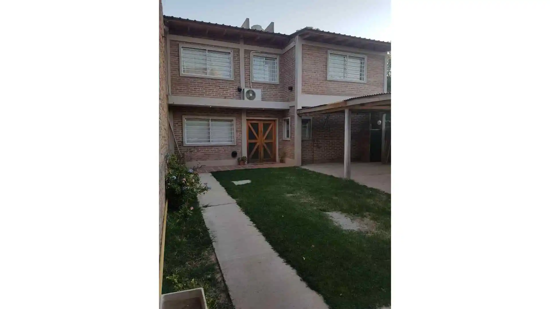 VENTA complejo 4 departamentos Cipolletti inversión.