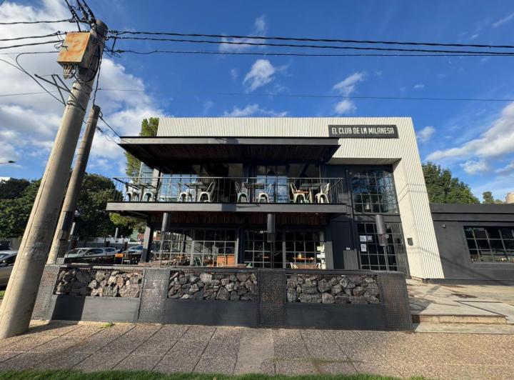Local comercial · 400m² · 5 Ambientes